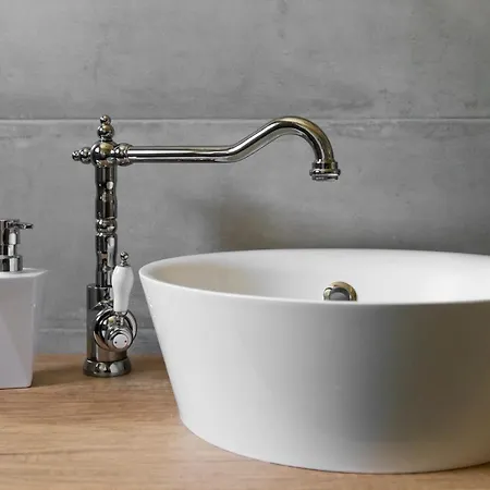 Διαμέρισμα Regius White