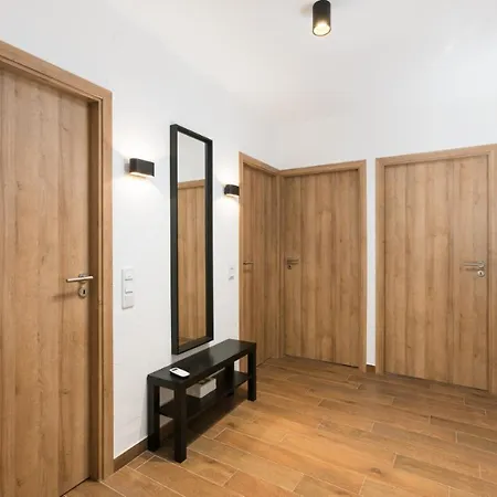 Regius White * Τρογκίρ