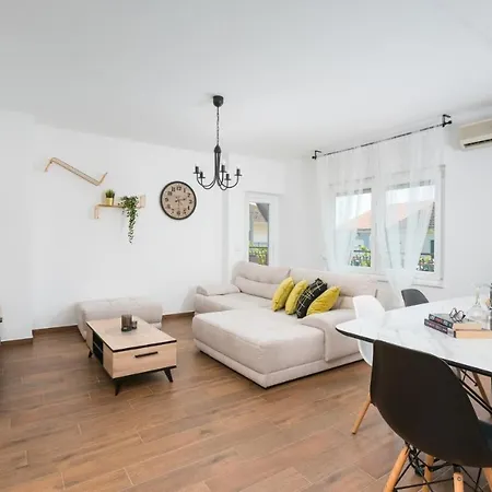 Apartament Regius White Trogir