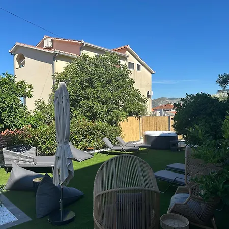 Appartement Regius White *