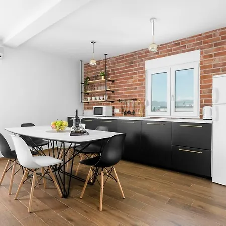 Regius White * Trogir