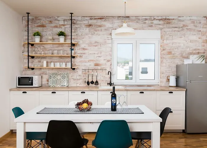 Regius White Apartmán